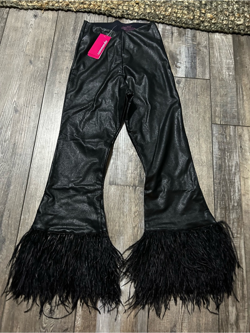 Commando Black Faux-Leather legging Pants cropped Feather Trim